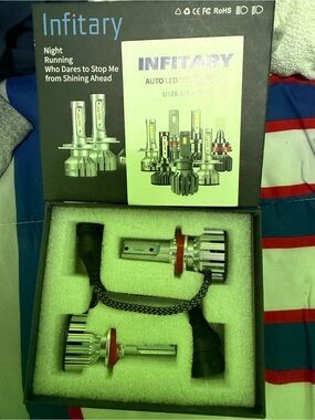 Infitary Silver LED Headlight Bulbs - H4/H7 Replacement (Pair)